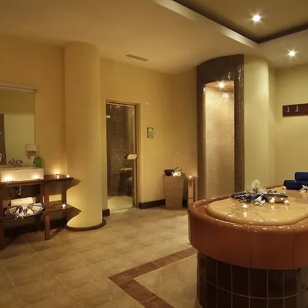 Hotel Astera Tourist & 4*